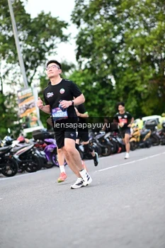 Runner Photo 4115922