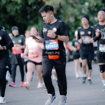 Runner Photo 4115928