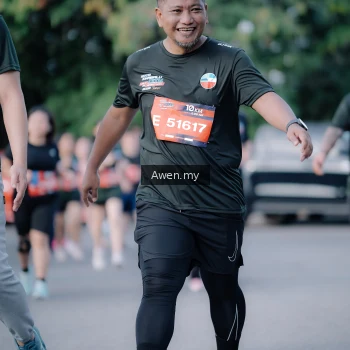 Runner Photo 4115941