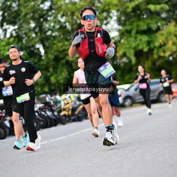 Runner Photo 4115957