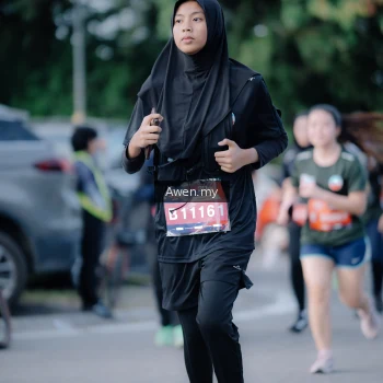 Runner Photo 4115960