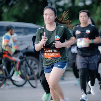 Runner Photo 4115962