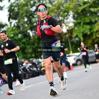 Runner Photo 4115968