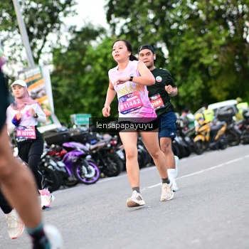 Runner Photo 4115971