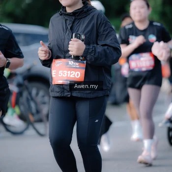 Runner Photo 4115978