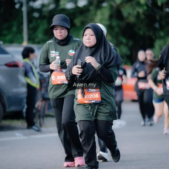 Runner Photo 4115981