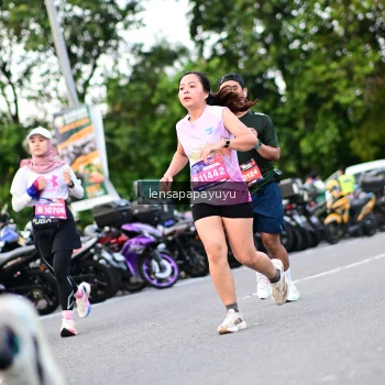 Runner Photo 4115987