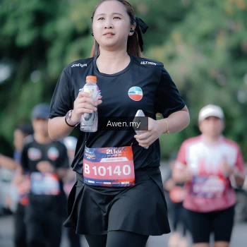 Runner Photo 4115996