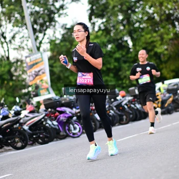 Runner Photo 4116000