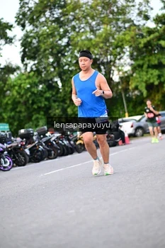 Runner Photo 4116014