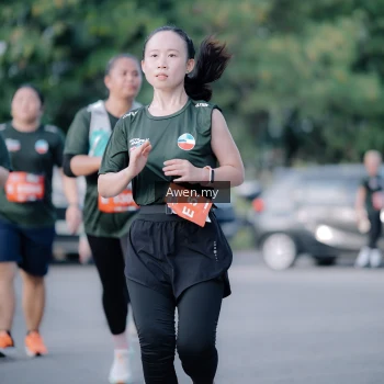 Runner Photo 4116016