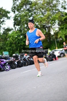Runner Photo 4116026