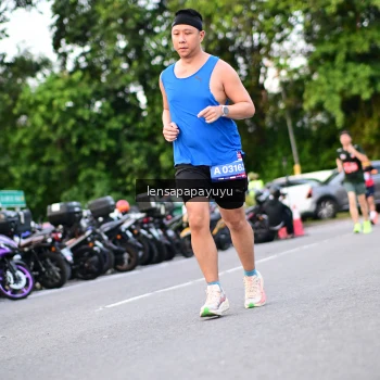 Runner Photo 4116030