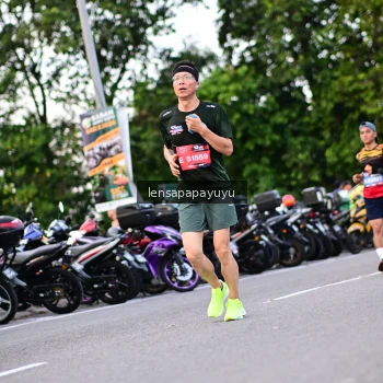 Runner Photo 4116058