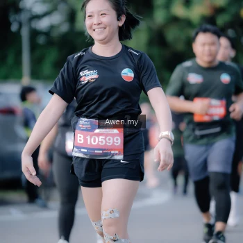 Runner Photo 4116077