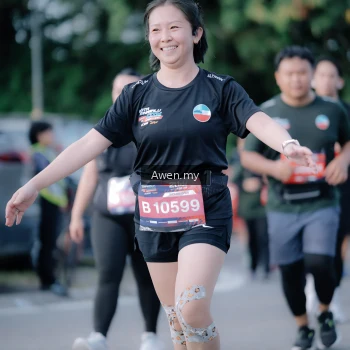 Runner Photo 4116081