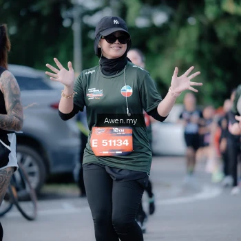 Runner Photo 4116104