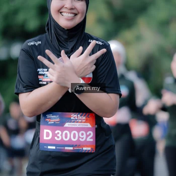 Runner Photo 4116112