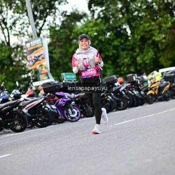 Runner Photo 4116126