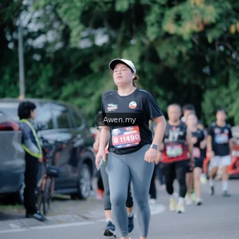 Runner Photo 4116138