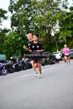 Runner Photo 4116148