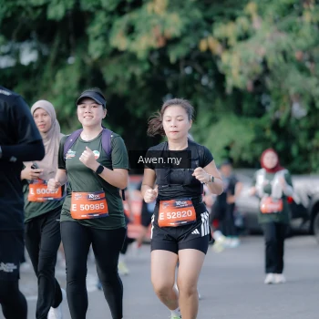 Runner Photo 4116150