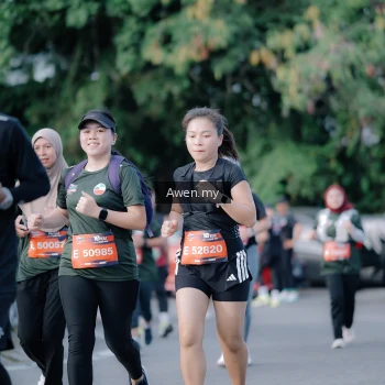 Runner Photo 4116157