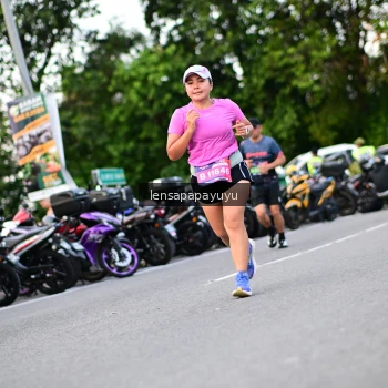 Runner Photo 4116166