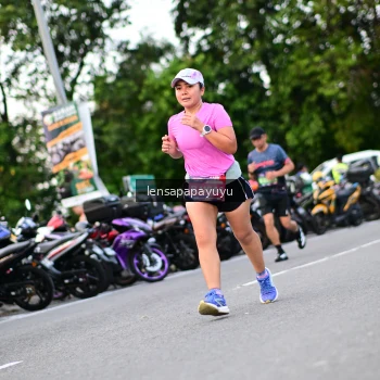 Runner Photo 4116171