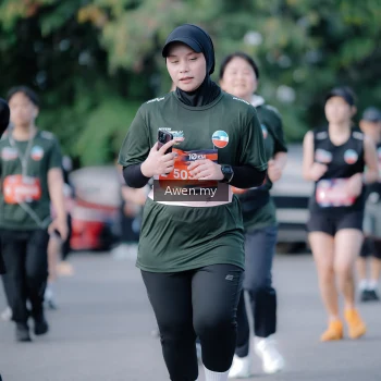 Runner Photo 4116186