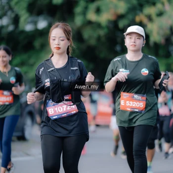 Runner Photo 4116207