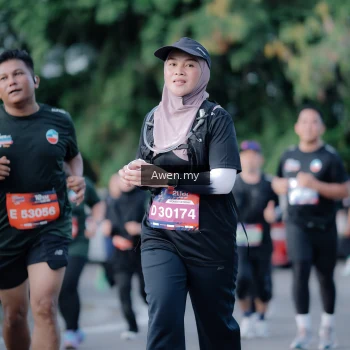 Runner Photo 4116217