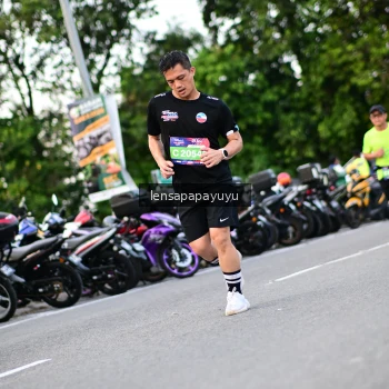 Runner Photo 4116238