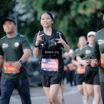 Runner Photo 4116242
