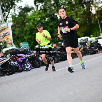 Runner Photo 4116252