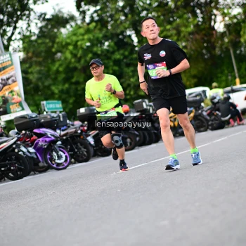 Runner Photo 4116258