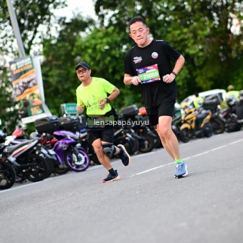 Runner Photo 4116265