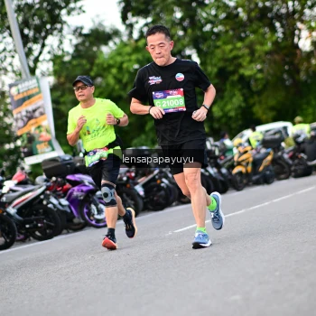 Runner Photo 4116266