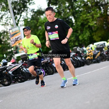 Runner Photo 4116269