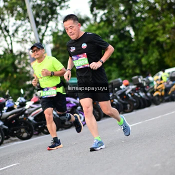 Runner Photo 4116281