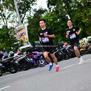 Runner Photo 4116302