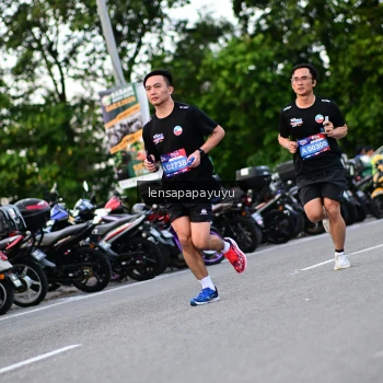 Runner Photo 4116312
