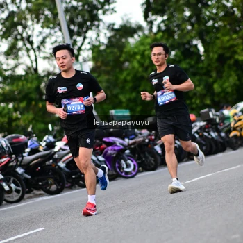 Runner Photo 4116316