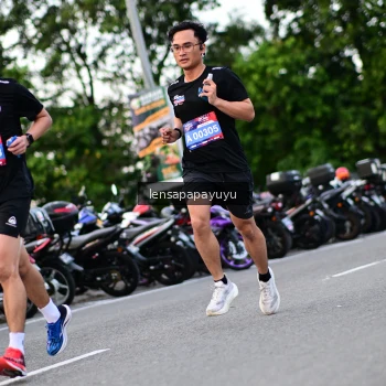 Runner Photo 4116320
