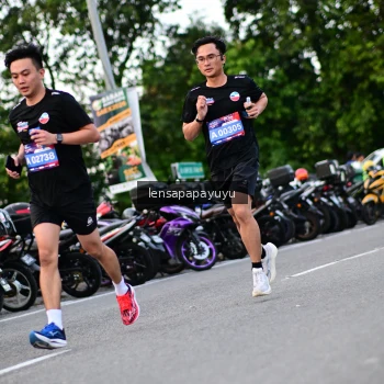 Runner Photo 4116321