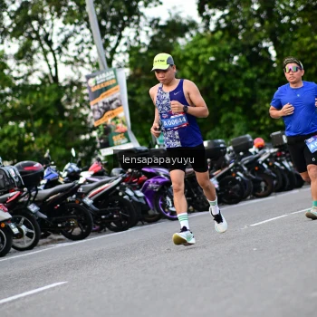 Runner Photo 4116334