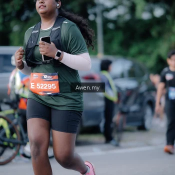 Runner Photo 4116343