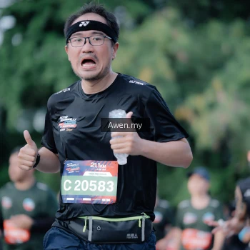 Runner Photo 4116361