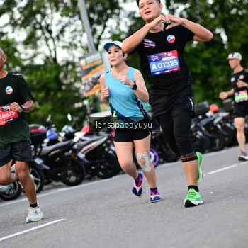 Runner Photo 4116363