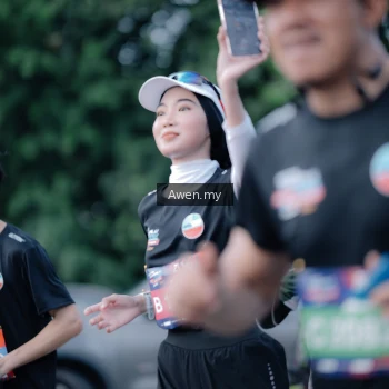 Runner Photo 4116373